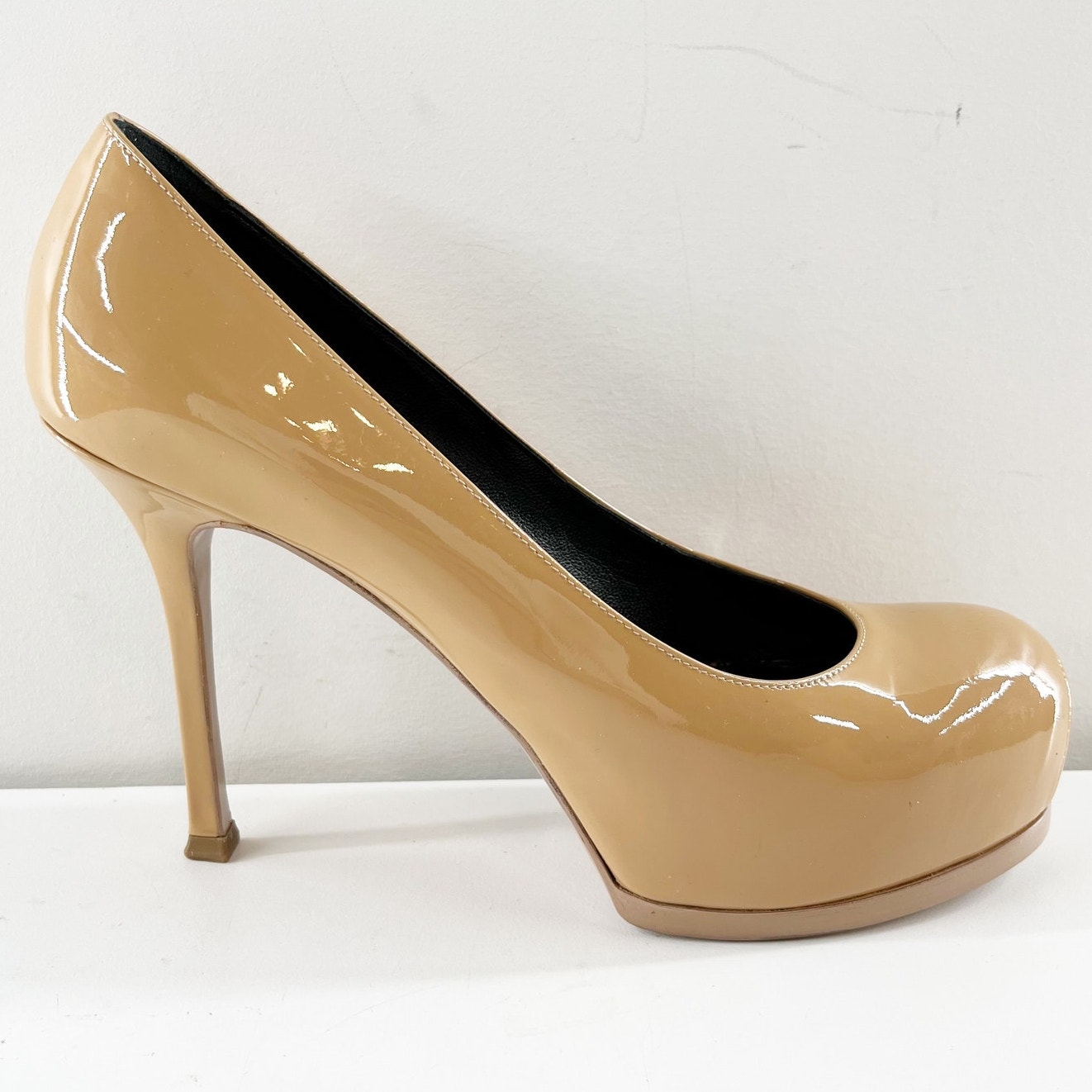 Ysl Yves Saint Laurent Tribute Too Patent Leather Stiletto Pumps Heels Nude 39